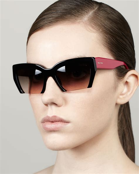 Miu Miu Rasoir Cutoff Square Sunglasses, Black 